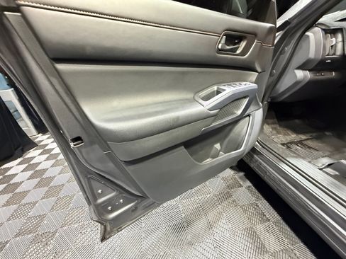 Certified 2024 Nissan Pathfinder Rock Creek image 13