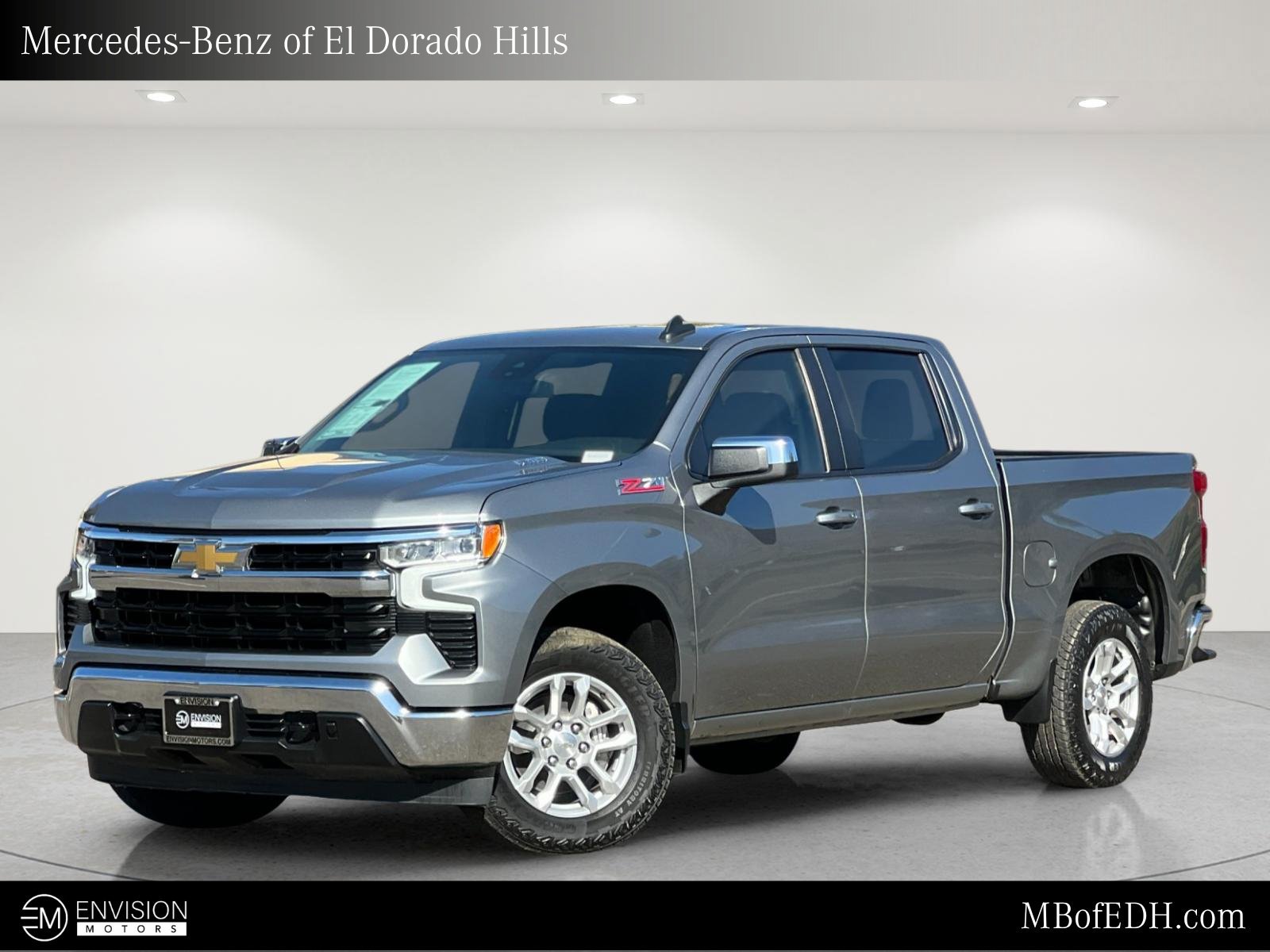 Used 2023 Chevrolet Silverado 1500 LT w/ Z71 Off-Road Package AWD/4WD image 1