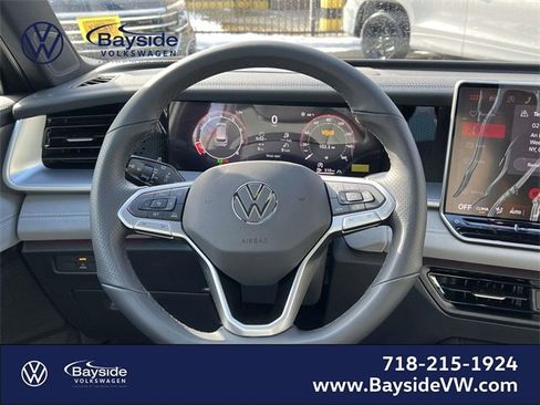 New 2026 Volkswagen Tiguan SE R-Line image 15