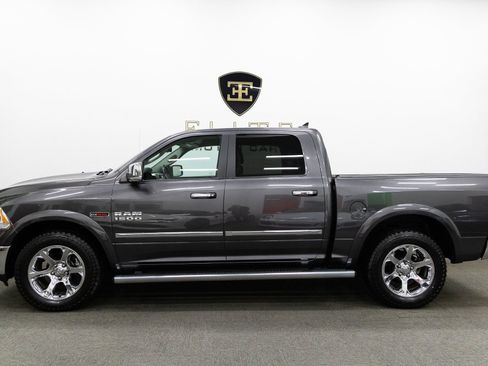 Used 2016 RAM 1500 Laramie w/ Convenience Group image 2