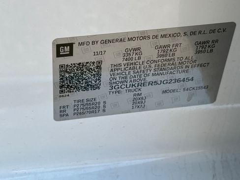 Used 2018 Chevrolet Silverado 1500 LT w/ LT Eassist Package AWD/4WD image 20