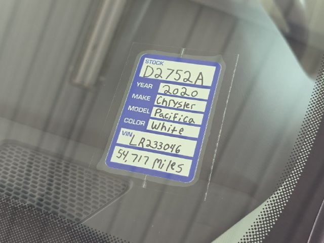 Used 2020 Chrysler Pacifica Touring-L Plus w/ Advanced Safetytec Group FWD image 11