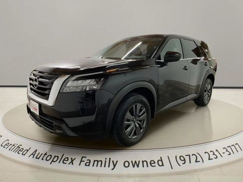 Used 2023 Nissan Pathfinder S AWD/4WD image 1