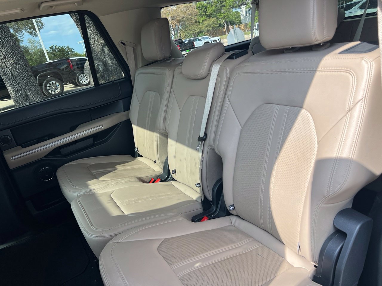 Used 2024 Ford Expedition Max Limited AWD/4WD image 25