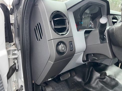 Used 2016 Ford F250 XL w/ Power Equipment Group image 23