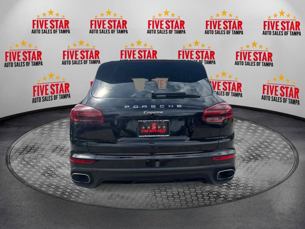 Used 2016 Porsche Cayenne w/ Premium Package AWD/4WD image 6