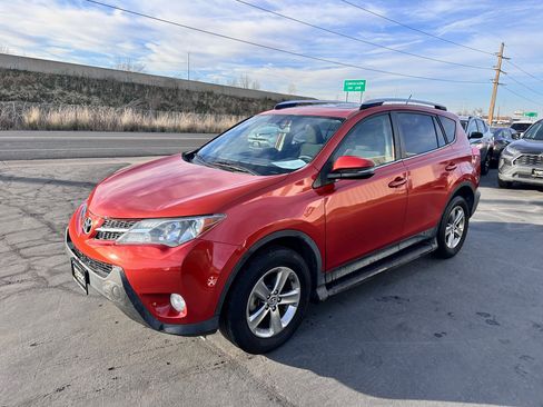 Used 2015 Toyota RAV4 XLE image 2