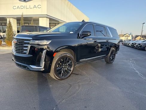 Certified 2021 Cadillac Escalade ESV Premium Luxury Platinum image 3