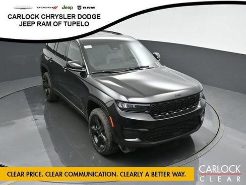 New 2025 Jeep Grand Cherokee Altitude image 70