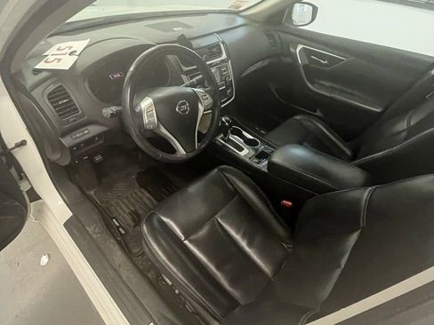 Used 2018 Nissan Altima 2.5 SL image 2