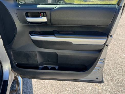 Used 2014 Toyota Tundra SR image 46