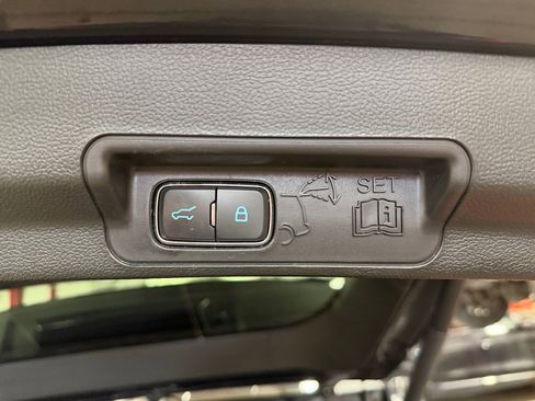 Used 2023 Ford Explorer ST-Line w/ Class IV Trailer Tow Package image 24