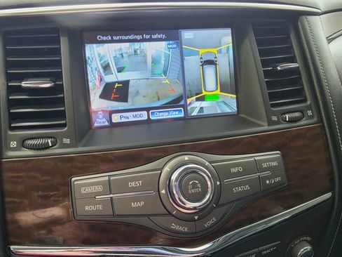 Used 2017 Nissan Armada Platinum w/ Interior Lighting Package RWD image 11