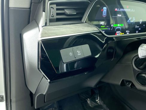 Certified 2022 Audi e-tron Premium w/ Convenience Plus Package image 14