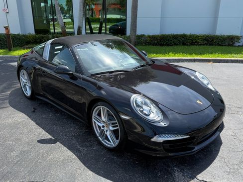 Used 2016 Porsche 911 Targa 4S AWD/4WD image 25