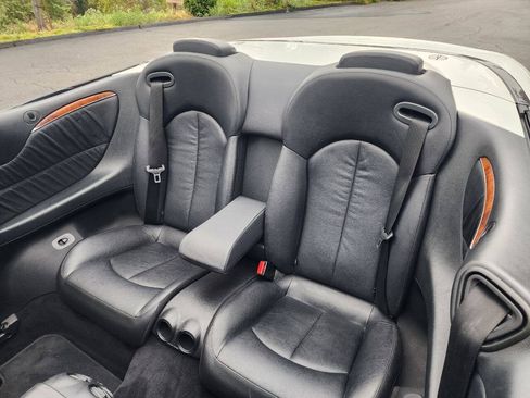 Used 2009 Mercedes-Benz CLK 350 Cabriolet image 25