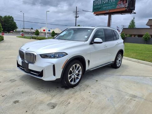 Used 2024 BMW X5 xDrive40i AWD/4WD image 5