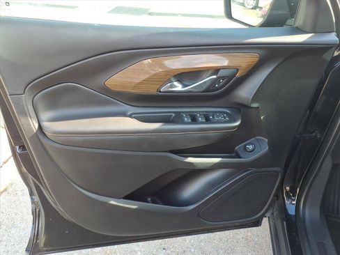 Used 2018 GMC Terrain SLE image 7