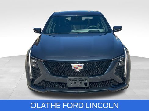 Used 2026 Cadillac CT5 V w/ Technology Package AWD/4WD image 12