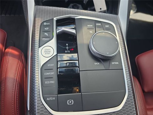 Used 2024 BMW 430i Coupe w/ M Sport Package RWD image 17