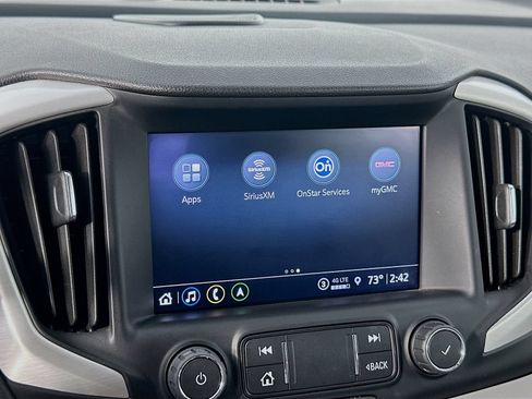 Used 2022 GMC Terrain SLT w/ Infotainment Package II FWD image 15