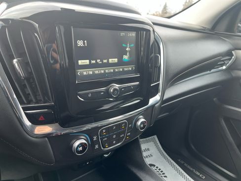 Used 2018 Chevrolet Traverse LS image 11