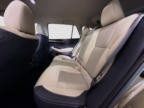 Used 2025 Subaru Outback Premium AWD/4WD image 25