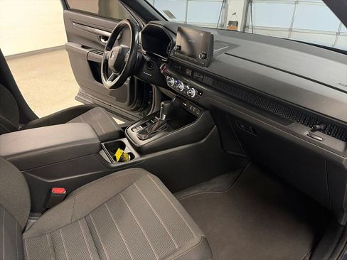 Used 2024 Honda CR-V Sport image 16