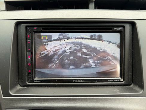 Used 2013 Toyota Prius Plug-In Hybrid image 50