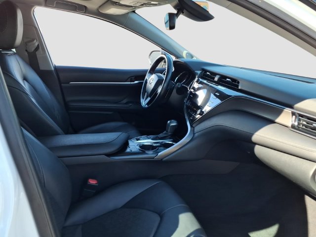 Used 2019 Toyota Camry XSE w/ Navigation Package FWD image 16