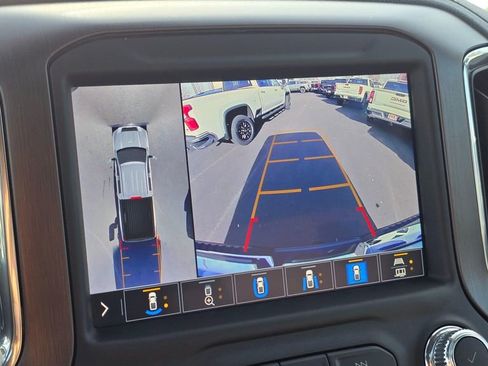 Used 2022 GMC Sierra 2500 AT4 w/ AT4 Premium Plus Package image 30