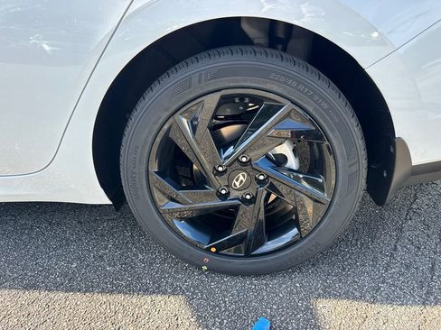 Certified 2026 Hyundai Elantra Sport image 19