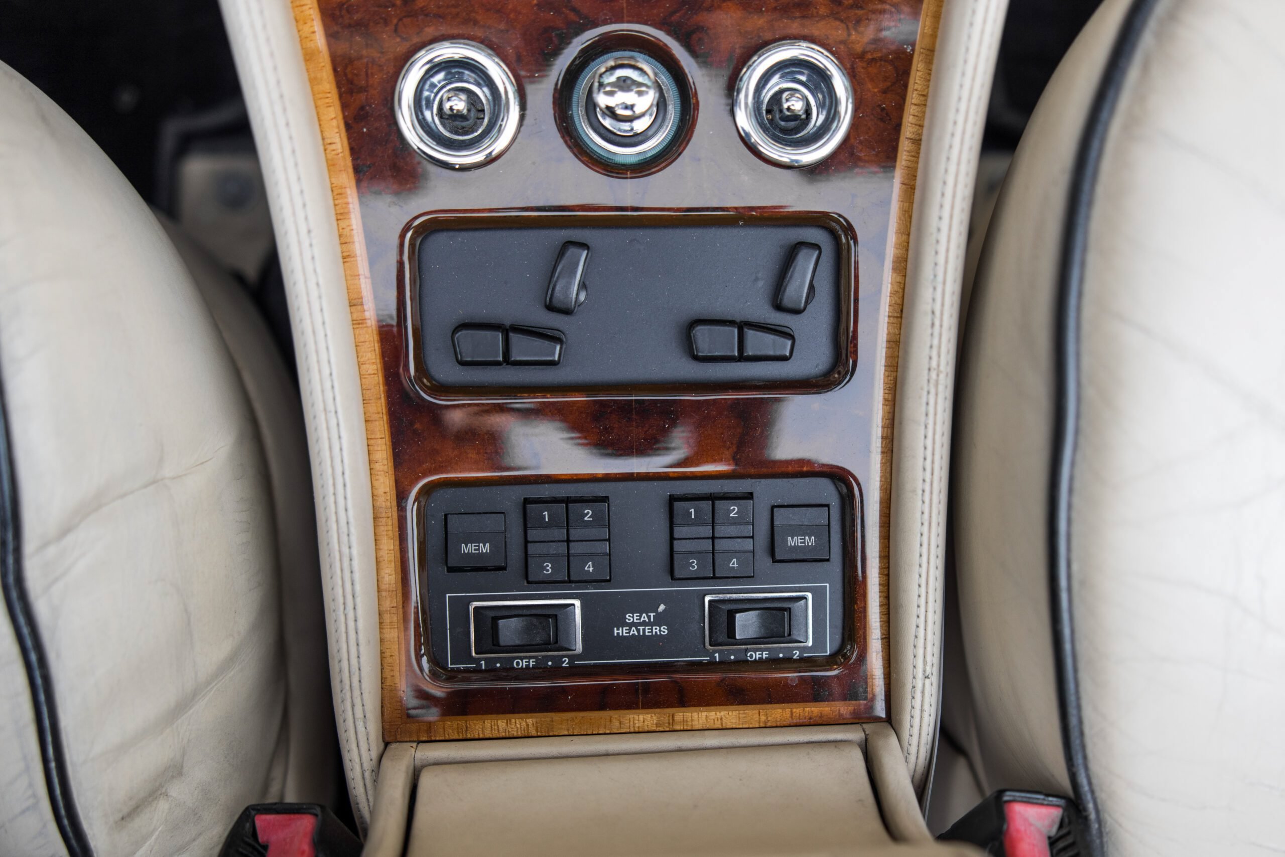 Used 1991 Rolls-Royce Corniche III RWD image 25
