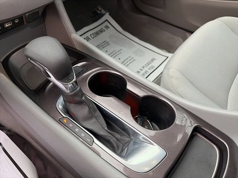 Used 2022 Chevrolet Malibu LS image 23