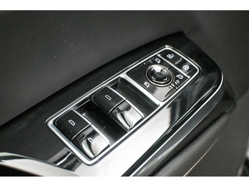 New 2026 Cadillac Escalade ESV Platinum Sport w/ LPO, ONYX Package image 23