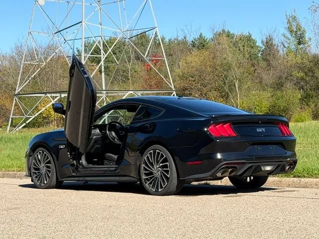 Used 2018 Ford Mustang GT w/ Equipment Group 301A RWD image 40