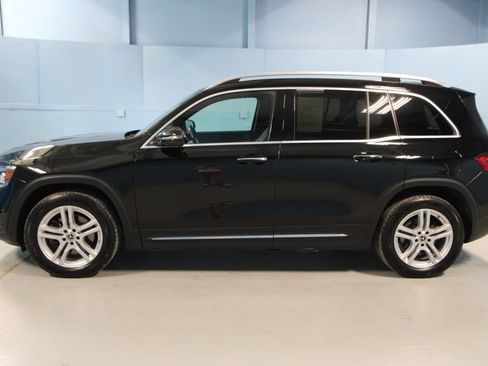 Used 2022 Mercedes-Benz GLB 250 4MATIC image 32