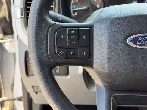 Used 2025 Ford F250 XLT AWD/4WD image 11