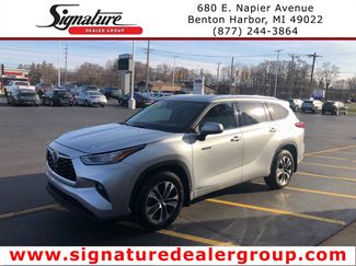 Used 2020 Toyota Highlander XLE video 1
