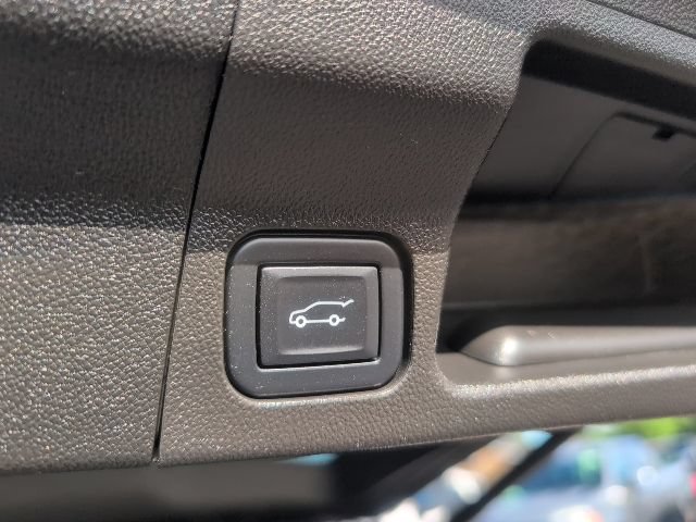Used 2022 GMC Acadia SLE AWD/4WD image 35