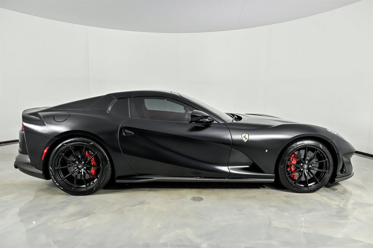 Used 2023 Ferrari 812 GTS RWD image 11