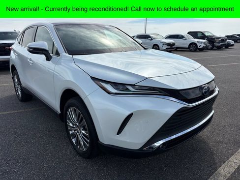 Used 2024 Toyota Venza Limited AWD/4WD image 1