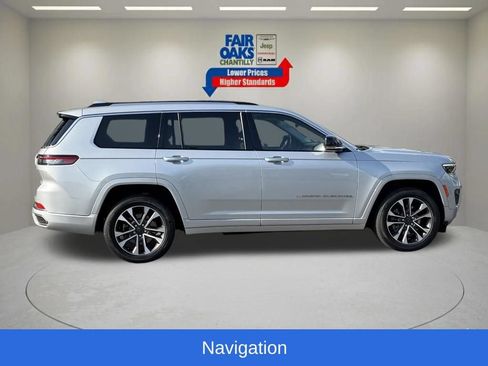 Certified 2021 Jeep Grand Cherokee L Overland w/ Luxury Tech Group IV AWD/4WD image 7