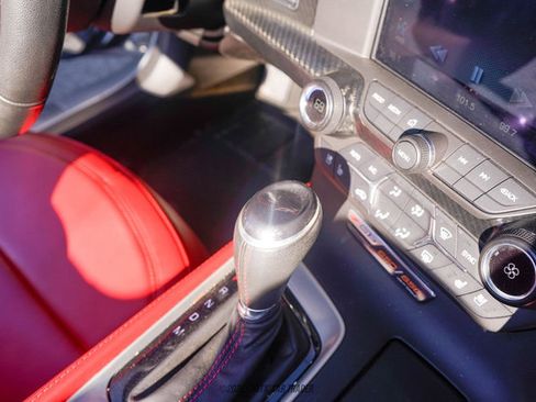 Used 2015 Chevrolet Corvette Z06 w/ 3LZ Preferred Equipment Group image 59