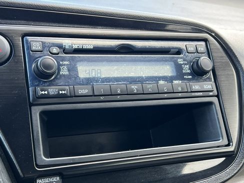 Used 2013 Honda Insight image 23