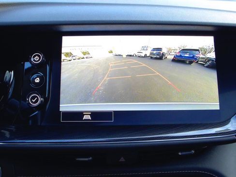 Used 2023 Buick Envision Essence w/ Sport Touring Package image 19