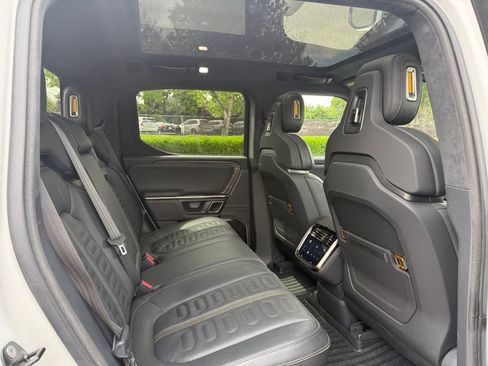 Used 2022 Rivian R1T Adventure AWD/4WD image 22