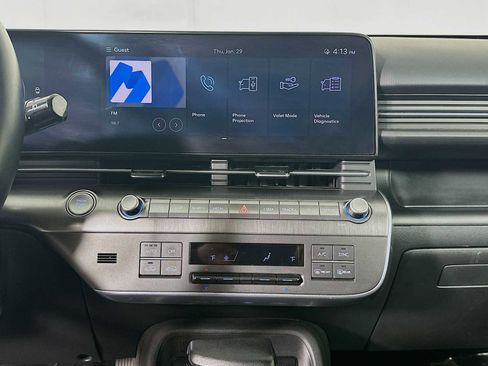 Used 2024 Hyundai Kona SEL image 13