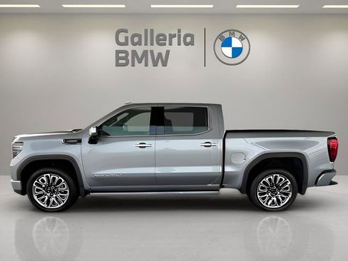 Used 2025 GMC Sierra 1500 Denali Ultimate image 10