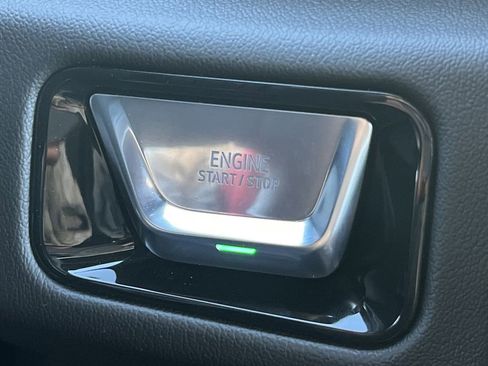 New 2026 GMC Yukon Denali w/ Sun & Power Step Package image 8